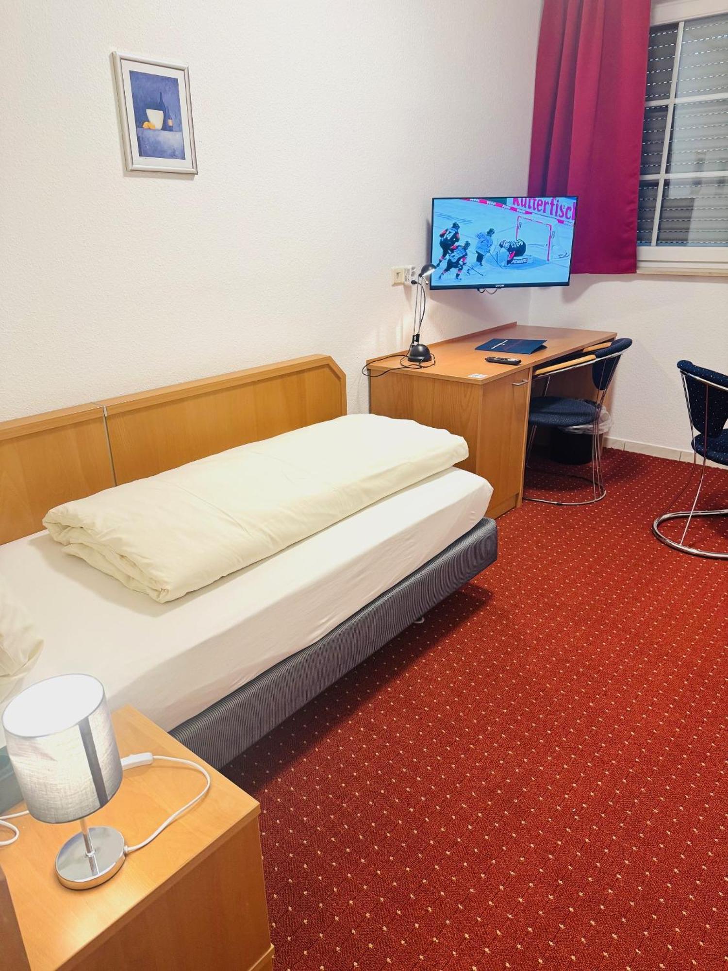 Hotel Am Weyerhof Kerpen  Dış mekan fotoğraf